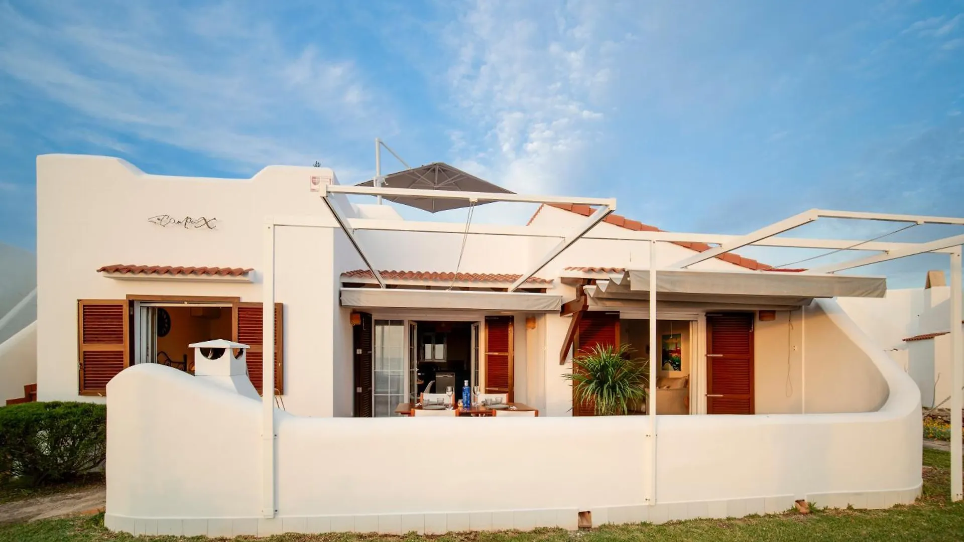 Villa Can Peix - Relax Y Atardeceres Unicos Junto Al Mar Cala'N Bosch  Spain