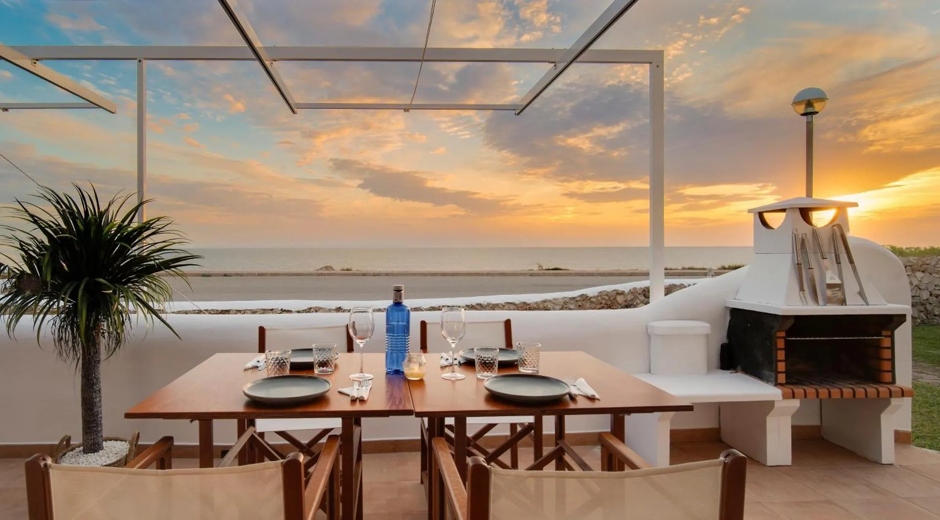 Villa Can Peix - Relax Y Atardeceres Unicos Junto Al Mar Cala'N Bosch  Spain